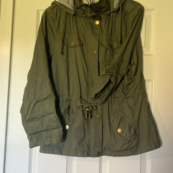 Spring Jacket - Picture 3 of 7